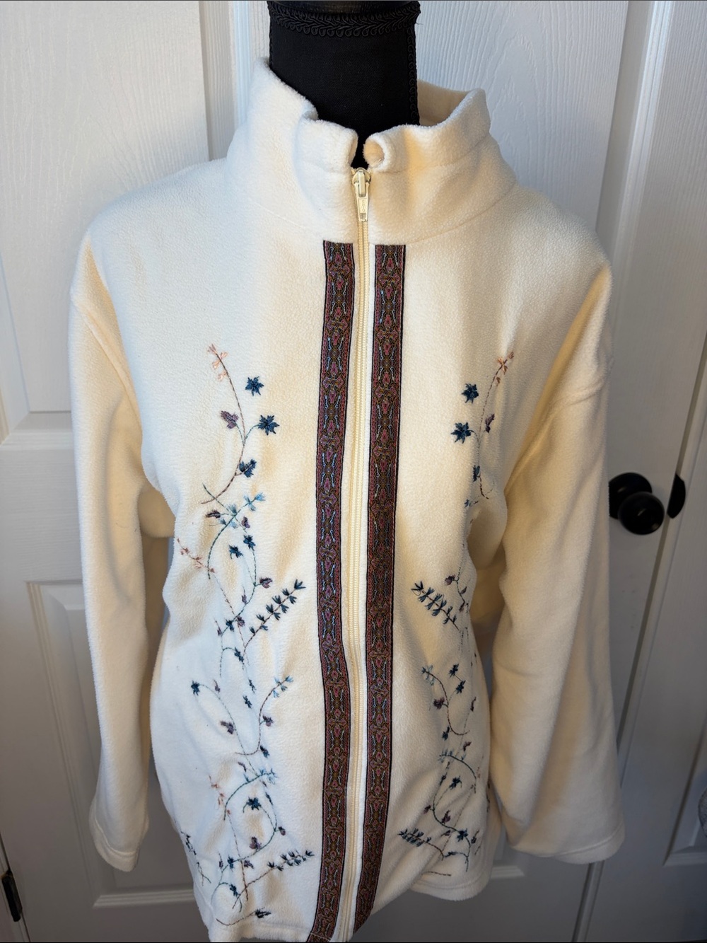 Teddi Vintage Cream Fleece Zip-Front Embroidered Jacket size 2X